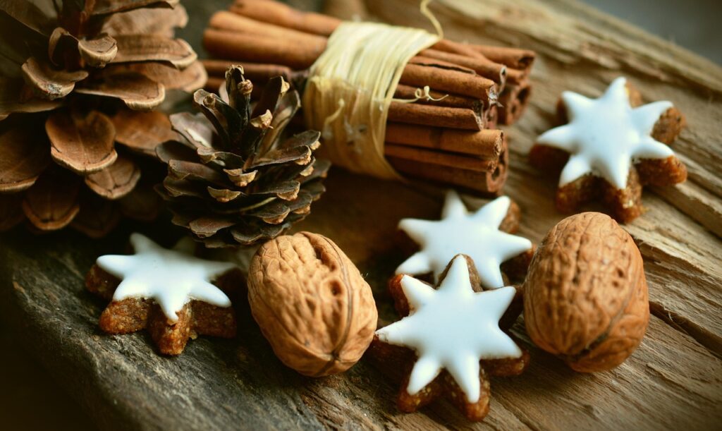cookies, walnuts, cinnamon sticks, pine cones, christmas, christmas cookies, sweets, treats, pastries, desserts, food, food photography, composition, advent, christmas time, christmas background, christmas, christmas, christmas, christmas, christmas, food