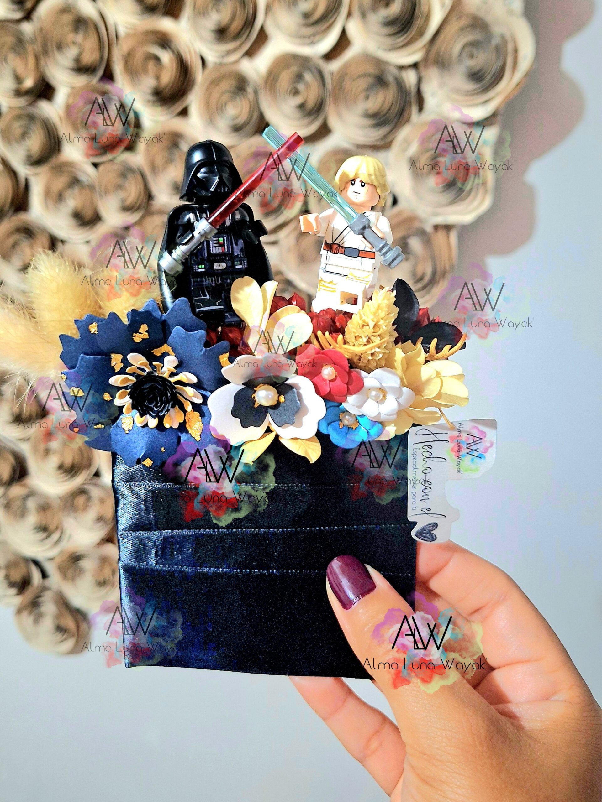 Pocket Boutonniere Luke Skywalker vs. Darth Vader